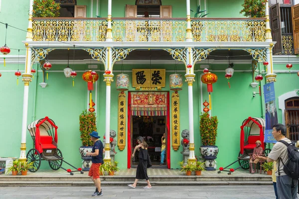 Penang, Malezya 'daki Pinang Peranakan Konağının dış görünüşü