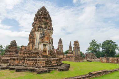 Lopburi, Tayland 'da Wat Phra Si Mahathat harabesi.