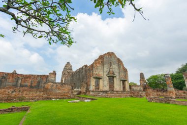 Lopburi, Tayland 'da Wat Phra Si Mahathat harabesi.