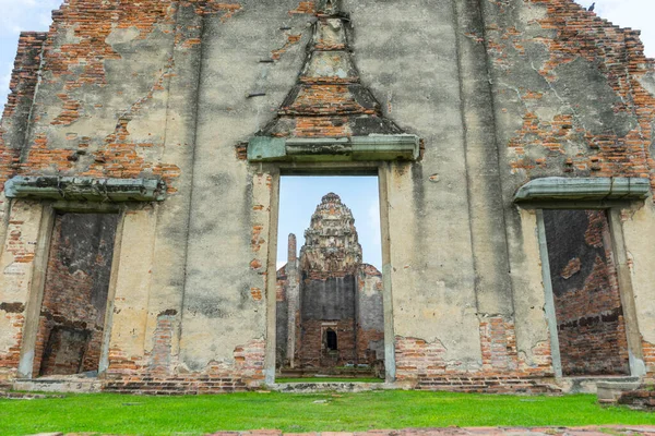 Ruiny Wat Phra Mahathat Lopburi Tajlandia — Zdjęcie stockowe