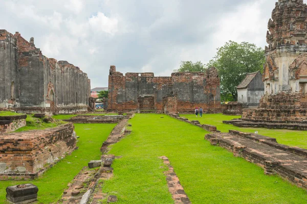 Rovina Wat Phra Mahathat Lopburi Thailandia — Foto Stock