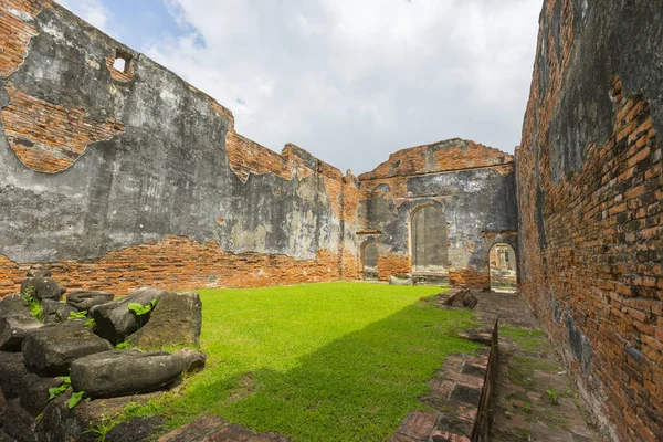 Ruiny Wat Phra Mahathat Lopburi Tajlandia — Zdjęcie stockowe