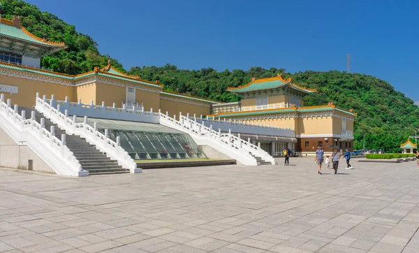 People Walking Gong National Palace Museum Taipei Taiwan — Stock Photo, Image