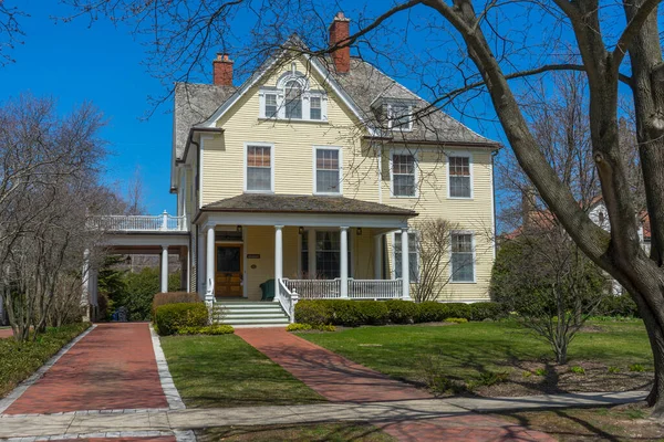 Evanston, IL, ABD 'deki Klasik Aile Evi Manzarası