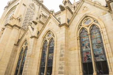 Guangzhou, Guangdong, Çin 'deki Sacred Heart Katedrali' nin güzel mimarisi..
