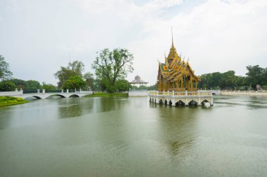 Aisawan Dhipaya Asana Köşkü Bang-Pa-In Yaz Sarayı, Tayland.