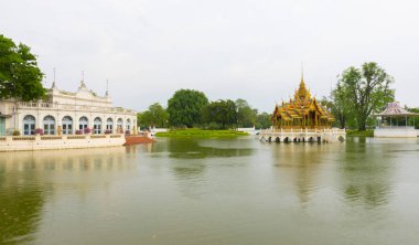 Aisawan Dhipaya Asana Köşkü Bang-Pa-In Yaz Sarayı, Tayland.