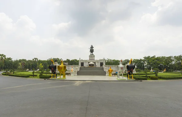 Μνημείο Του Βασιλιά Naresuan Στην Ayutthaya Ταϊλάνδη — Φωτογραφία Αρχείου