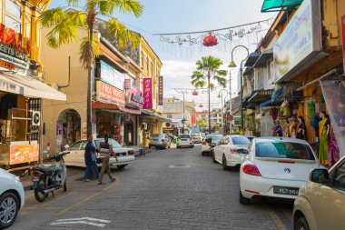 Penang, Malezya - 13 Şubat 2019: 13 Şubat 2019 tarihinde Malezya 'nın Penang kentindeki Georgetown' da küçük Hindistan 'ın sokak manzarası.