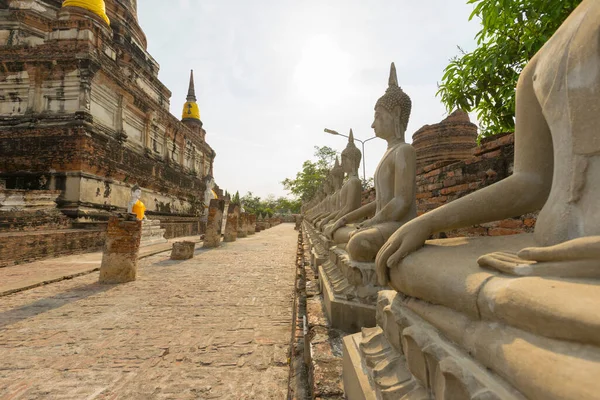 タイのアユタヤにあるワット チャモンコル寺院 — ストック写真