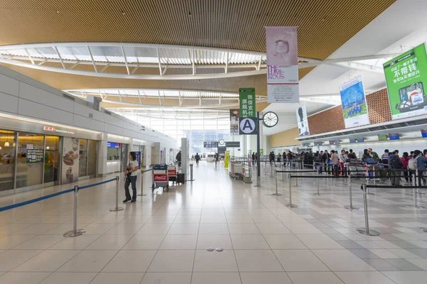 Chitose Hokkaido Japão Março 2019 Coroado Turistas Sala Partida Aeroporto — Fotografia de Stock