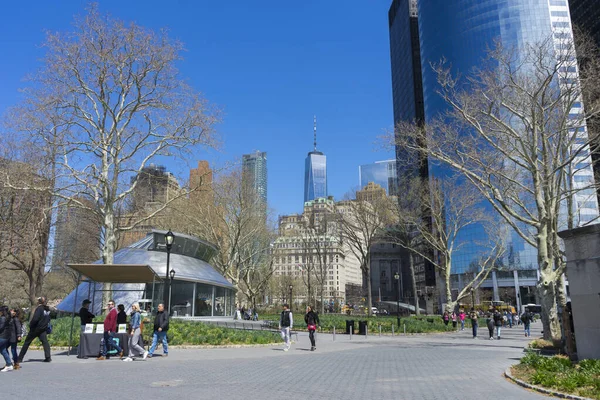 Battery Park Manzarası New York City Mavi Gökyüzü — Stok fotoğraf