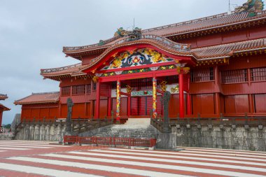 Japonya 'nın Naha, Okinawa kentindeki Shuri Şatosu' na seyahat