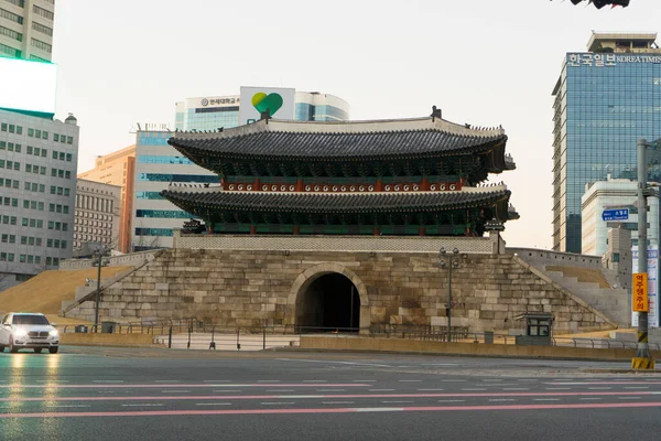 Hermosa Puerta Namdaemun Luz Mañana Seúl Corea Del Sur — Foto de Stock