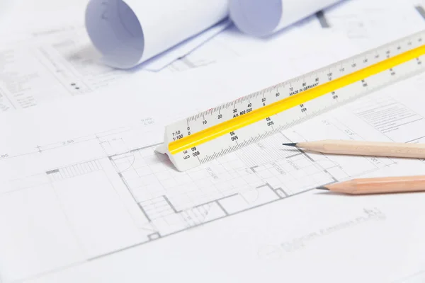 Masada mimari planlar, planlar ve kalem var.