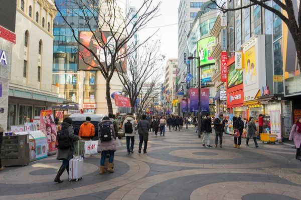 2013 Seoul South Korea December 2017 People Shopping Walk Myeongdong — 스톡 사진