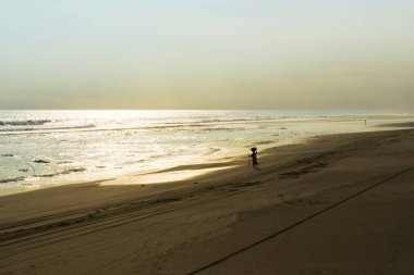 Bali 'deki siyah kumsal