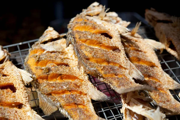 Tilapia Fisch Frittiert Essensstand — Stockfoto