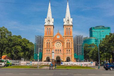 Ho Chi Minh, Vietnam - 17 Ekim 2019: Ho Chi Minh City, Vietnam Saigon Notre Dame Katedrali.