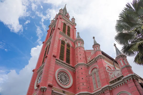 Tan Dinh 越南胡志明市的粉红天主教会 — 图库照片
