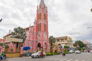 Ho Chi Minh, Vietnam - 18 Ekim 2019: Tan Dinh Kilisesi - Ho Chi Minh şehrindeki Pembe Katolik Kilisesi, 18 Ekim 2019.