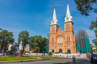 Ho Chi Minh, Vietnam - 17 Ekim 2019: Ho Chi Minh City, Vietnam Saigon Notre Dame Katedrali.