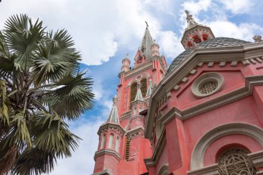 Ho Chi Minh City, Vietnam 'daki Tan Dinh Kilisesi veya Pembe Katolik Kilisesi