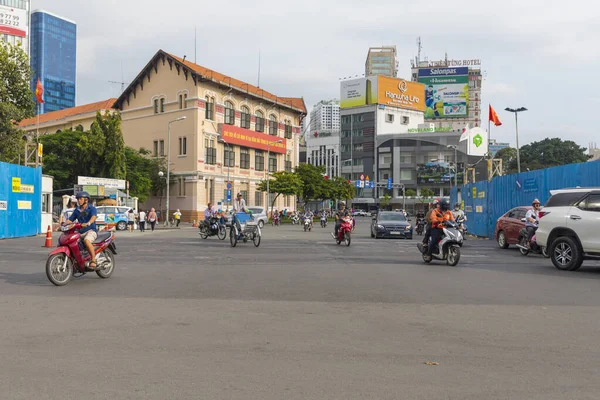 Chi Minh Vietnam Oct 2019 Kilátás Autók Motorkerékpárok Utcákon Belváros — Stock Fotó