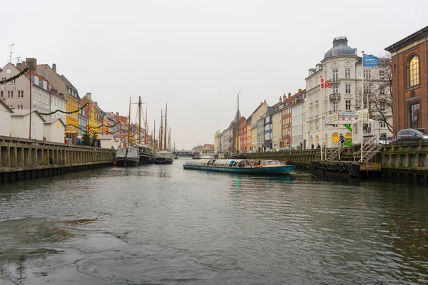 Kopenhaga Dania Listopada 2019 Kolorowe Fasady Restauracje Nabrzeżu Nyhavn Starymi — Zdjęcie stockowe