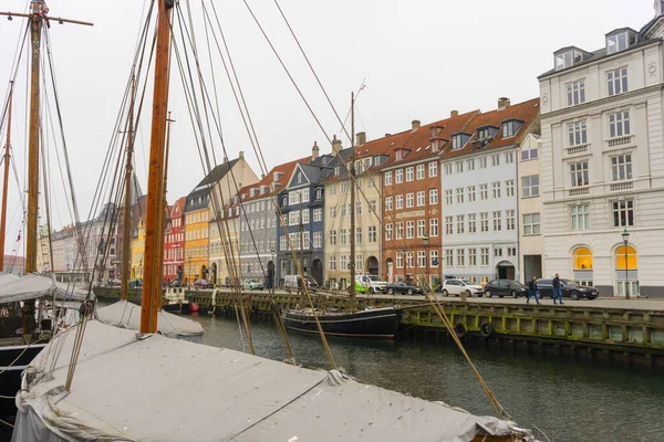 Kopenhaga Dania Listopada 2019 Kolorowe Fasady Restauracje Nabrzeżu Nyhavn Starymi — Zdjęcie stockowe