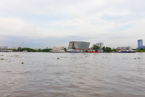 Мин Вьетнам Октября 2019 Вид Выставочный Центр Планированию Сайгона Берегу — стоковое фото