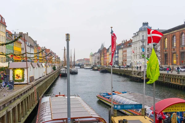 Копенгаген Дания Ноября 2019 Красочные Фасады Рестораны Набережной Нюхавн Старыми — стоковое фото