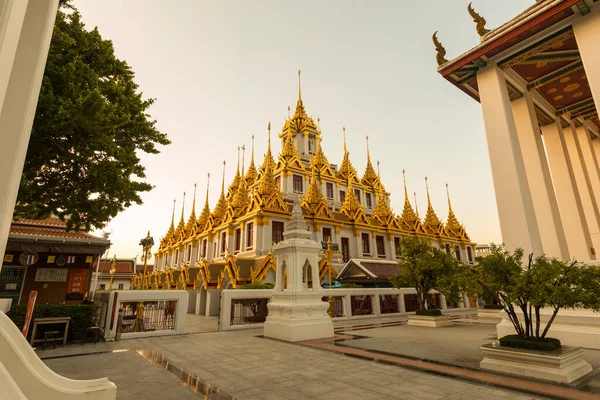 Loha Prasat Después Renovación Templo Wat Ratchanatdaram Woravihara Bangkok Tailandia — Foto de Stock