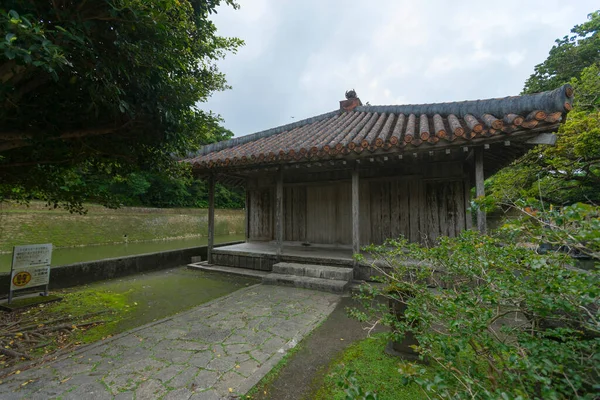 Templo Benzaitendo Situado Castillo Shuri Ciudad Naha Okinawa Japón —  Fotos de Stock