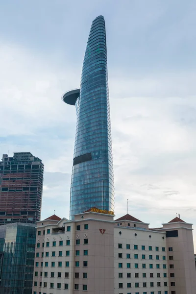 Widok Nowoczesne Wieżowce Bitexco Financial Tower Chi Minh City Wietnam — Zdjęcie stockowe