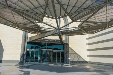 Doha, Katar - 23 Kasım 2019: Katar Doha, Katar 'daki İslam Sanatları Müzesi.