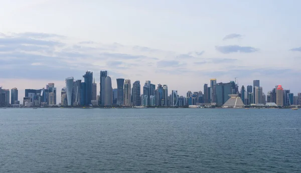 Doha Qatar November 2019 Utsikt Över Moderna Skyskrapor Och Bukt — Stockfoto