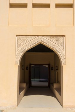 Doha, Katar 'da açık avlusu olan geleneksel Arap mimarisi.