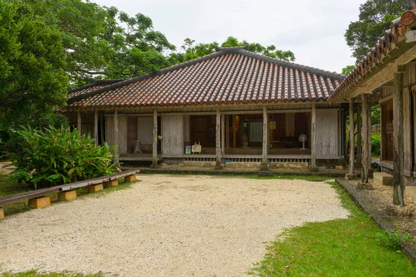 Okinawa Japan Juni 2019 Traditionell Arkitektur Okinawa Village Vid Ocean — Stockfoto