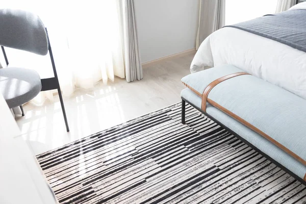 Striped Carpet Bedroom — Stock Photo, Image