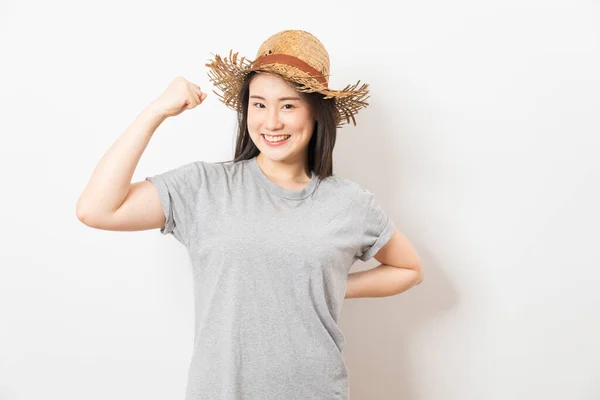 Asiatisches Mädchen Grauem Shirt Und Strohhut Auf Weißem Hintergrund — Stockfoto