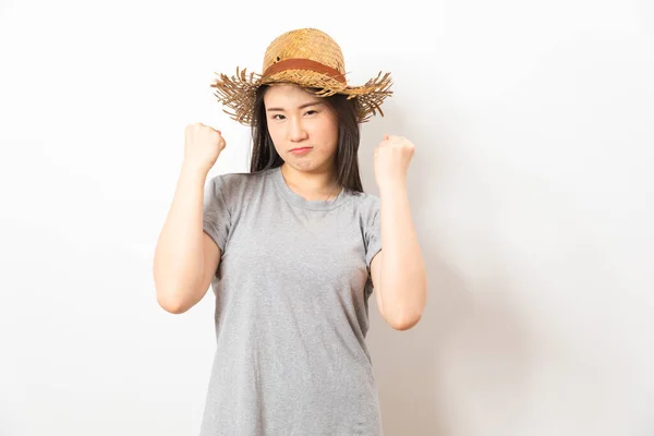 Asiatisches Mädchen Grauem Shirt Und Strohhut Auf Weißem Hintergrund — Stockfoto