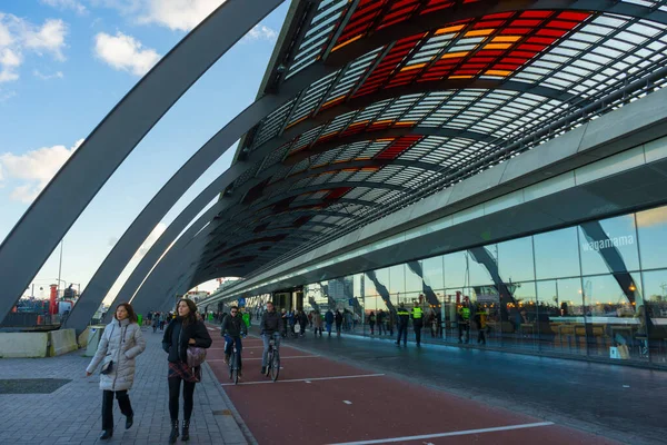 Ámsterdam Países Bajos Noviembre 2019 Estación Terminal Autobuses Amsterdam Centraal —  Fotos de Stock