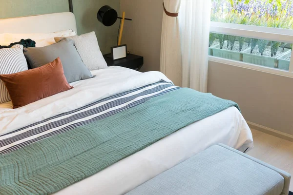 Bedroom Large Bed Scandinavian Style — Stock Photo, Image