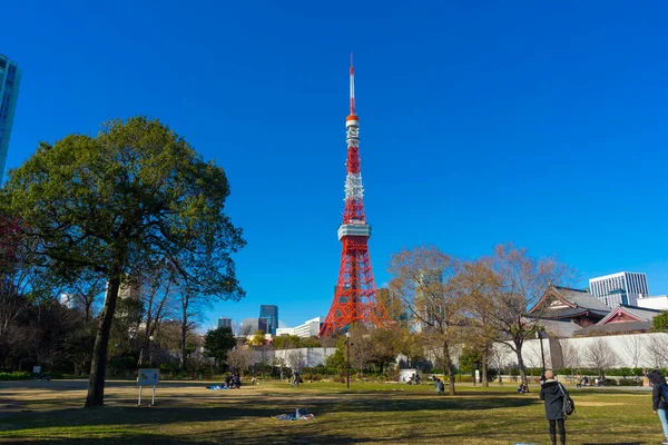 Tóquio Japão Janeiro 2020 Torre Tóquio Contra Céu Azul Tóquio — Fotografia de Stock