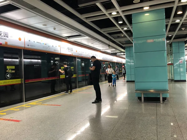 Interior Modern Subway Station — Stock Photo, Image