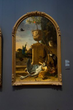 Müzedeki çerçeveli resmin görünümü