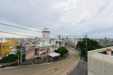 Okinawa, Japonya - 8 Haziran 2019: Naha, Okinawa, Japonya 'daki Naha şehir manzarası