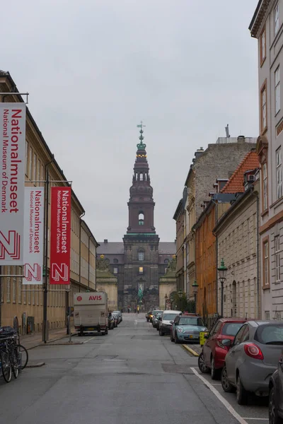 デンマークのコペンハーゲン 11月26 2019 デンマークのコペンハーゲンで冬のクリスチャンスボー宮殿の塔 — ストック写真