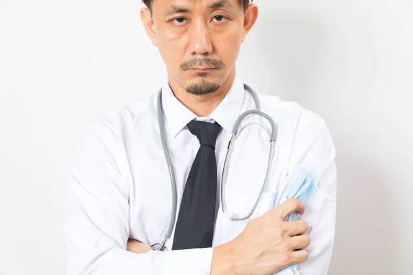 Porträt Eines Arztes Mit Stethoskop Auf Weißem Hintergrund — Stockfoto